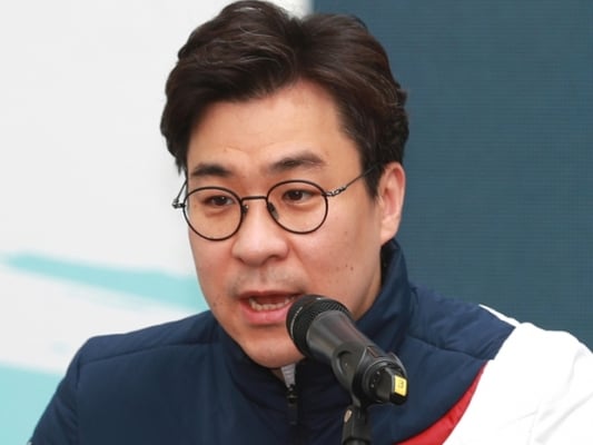 '단 15일 만에' 김선태 쇼트트랙 임시 총감독 퇴촌... 논란 계속