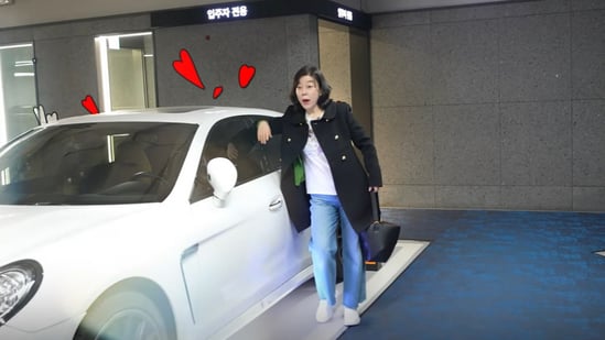 최화정, 10년간 방치된 억대 슈퍼차 공개.."총 주행거리 2만km"