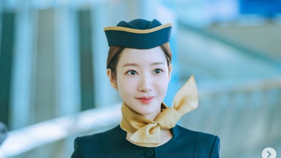 박민영, 외항사 승무원 됐다.."정성껏 모시겠습니다"