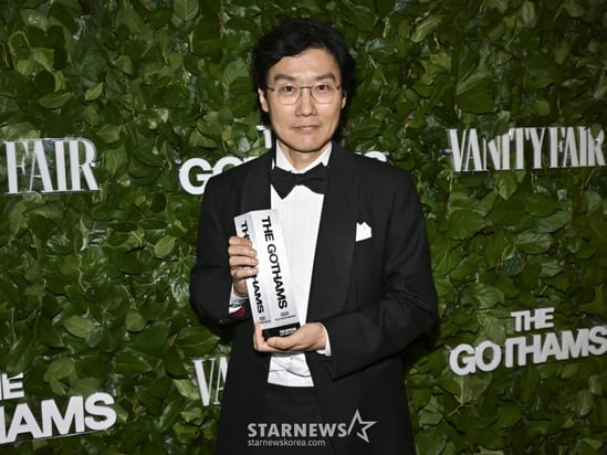 황동혁 감독, '오겜3' 공개 앞두고 경사..美고섬어워즈 공로상 수상