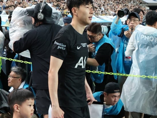 A매치보다 더 뜨겁다, SON 토트넘 고별전→흰 물결로 가득 찬 상암벌 열기 [상암 현장]