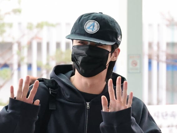 변우석 '팬들에게 스윗한 인사'