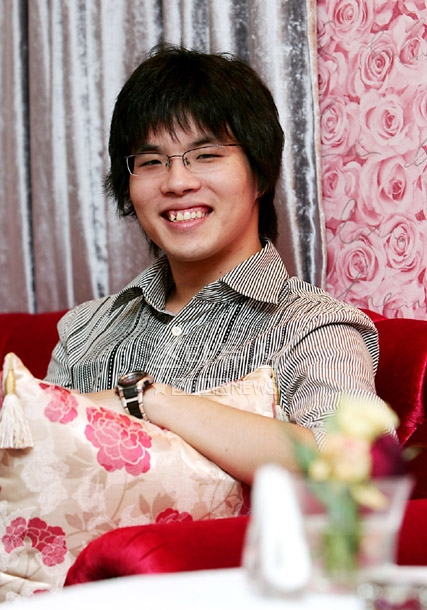 2006 MBC대학가요제에서 대상을 수상한 JJMP의 박진호 ⓒ박성기 기자 musictok@