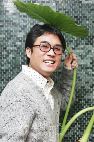 한국대중문화예술인복지회 가수분과위원회장을 맡은 가수 김건모 ⓒ홍기원 기자 xanadu@