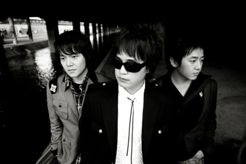 남성그룹 엠씨더맥스