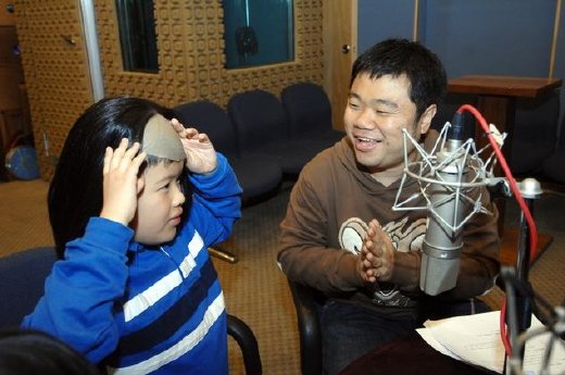 10일 정재준군(왼쪽)과 함께 라디오 녹음에 참여한 정종철. 사진제공=KBS 홈페이지