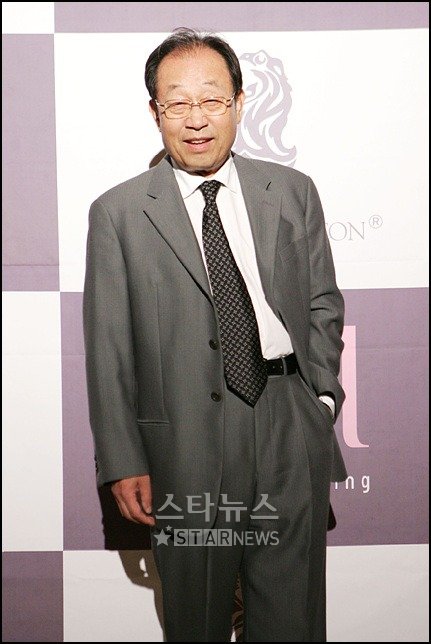 탤런트 신구. 사진=임성균 기자 tjdrbs23@