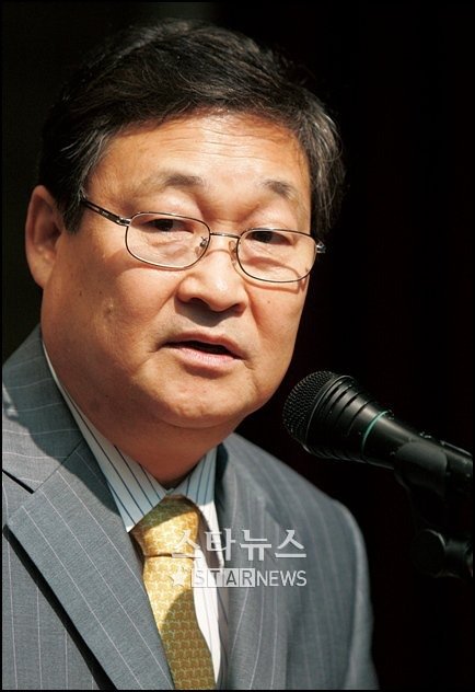 지난 달 25일 열린 공청회에서 수신료 인상 필요성을 피력한 정연주 KBS사장. ⓒ김병관 기자