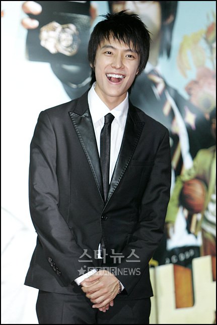 ↑영화 '꽃미남연쇄태러사건'의 슈퍼주니어 동해 ⓒ<임성균 기자 tjdrbs23@>