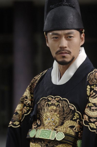 MBC 사극 '이산'의 '정조' 역의 이서진