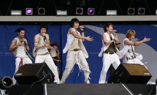 'a-nation'07 피날레 공연에 참가한 동방신기 ⓒSM 엔터테인먼트 제공
