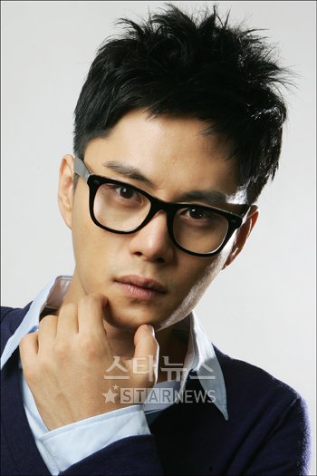 싱글 '사랑도 이별도'로 활동을 재개한 이기찬 ⓒ임성균 기자 tjdrbs23@