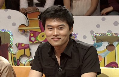 SBS '긴급출동 SOS'를 진행중인 김일중 SBS 아나운서