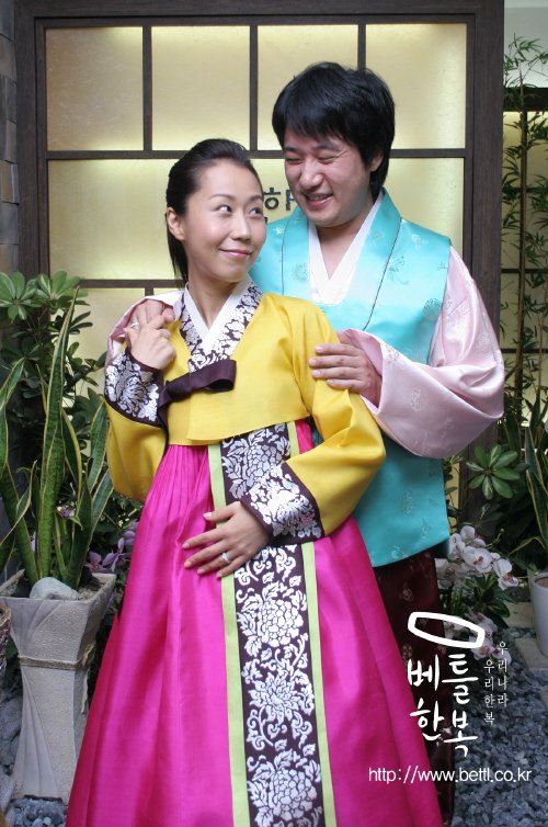 17일 결혼하는 안재환-정선희 커프ㄹ<사진제공=베틀한복>
