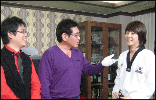 사진왼쪽부터 김용만 조형기 신혜성