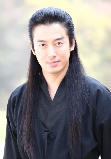 최필립