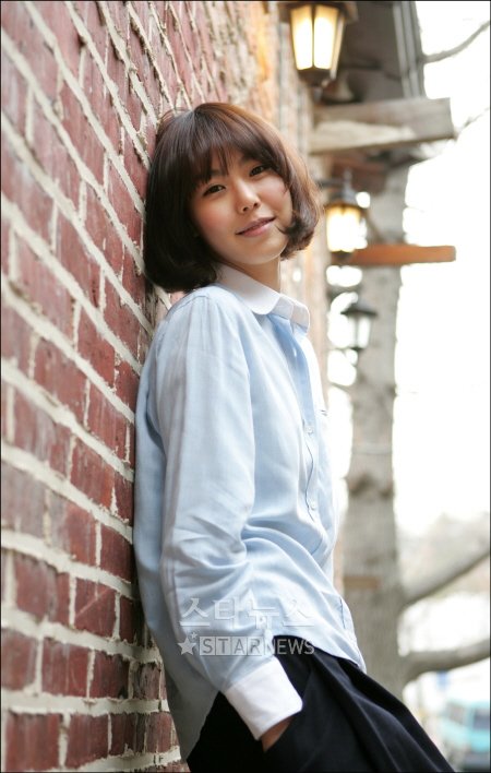 ↑영화 '뜨거운 것이 좋아'에서 사랑도 일도 마음 먹은 대로 되지 않는 통에 이리저리 흔들리는 아미 역을 맡은 배우 김민희. 사진=최용민기자 leebean@