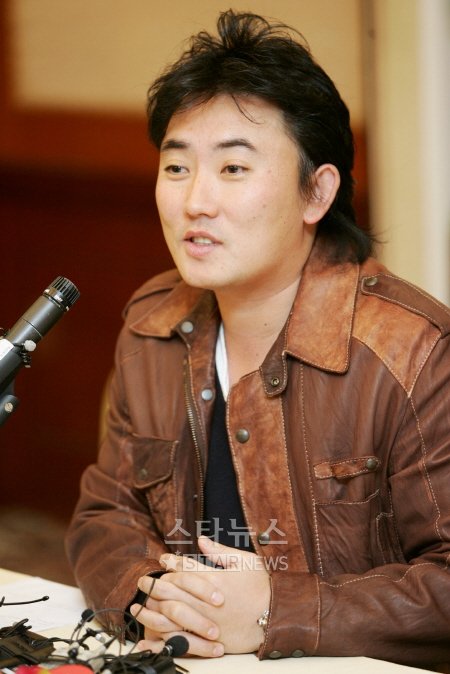 ↑연예 매니저 국가공인자격제도에 대해 찬성의사를 밝힌 가수 이승철