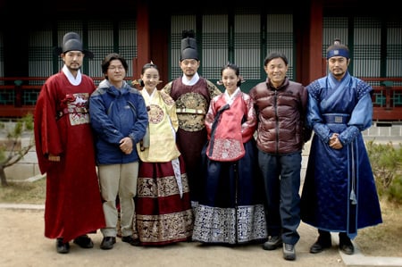 MBC '이산'의 출연진과 이병훈, 김근홍 PD ⓒ MBC
