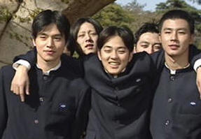 KBS 2TV '학교 2' 함께 출연한 배우 이동욱(왼쪽)과 조인성 <사진제공=하.천.욱>