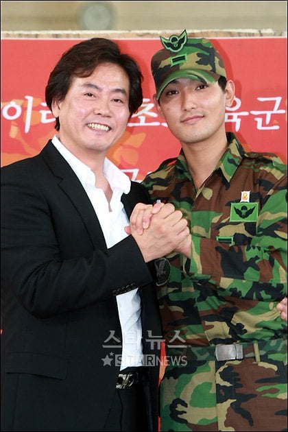 뮤지컬 '마인'에서 부자지간으로 출연하는 이병주(왼쪽)과 강타 ⓒ임성균 기자 tjdrsb23@