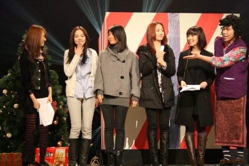 '웃찾사'에서 개그본능을 과시한 원더걸스 <사진=SBS>