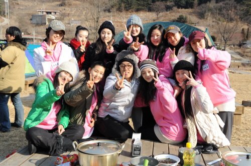 KBS 2TV '해피선데이'의 '1박2일'의 '시청자와 함께 하는 1박2일'에 출연한 국악고 학생들과 은지원 <사진출처=KBS>