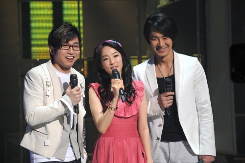 KBS 2TV '뮤직뱅크'의 500회 특집 MC <사진출처=KBS>