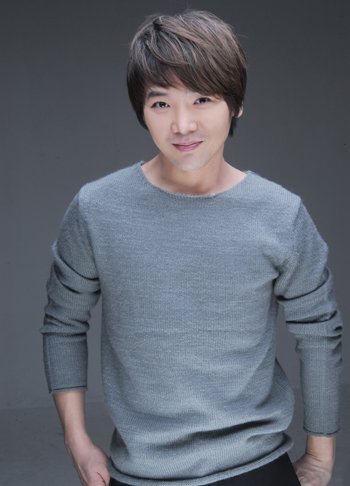 작곡가 겸 가수 양정승
