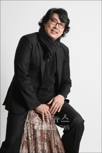 ↑ KBS 주말드라마 '솔약국집 아들들'에 출연 중인 조진웅 ⓒ 송희진 기자