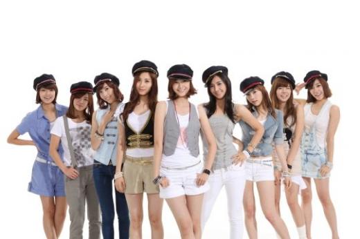 ↑소녀시대의 수영,효연,제시카,서현,윤아,유리,태연,써니,티파니(왼쪽부터)