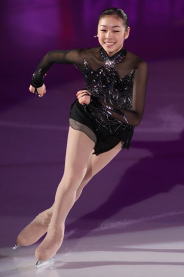 ↑김연아(19·고려대)의 매니지먼트 회사인 IB스포츠 관계자는 이번 프로그램곡을 통해 "김연아의 새롭고 발전된 모습을 볼 수 있을 것"이라 답했다.