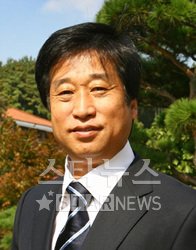 ↑김호철(54) 배구국가대표감독. ⓒ현대캐피탈 스카이워크 홈페이지