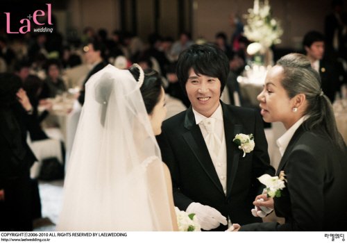 '행복하게 사세요' <사진=라엘웨딩>