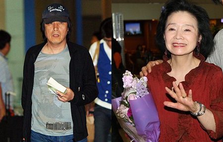 ↑영화 '시'의 이창동 감독(좌)과 배우 윤정희(우)