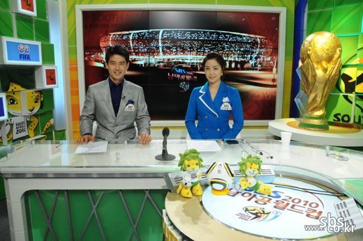 ↑SBS 염용석(좌) 아나운서와 김주희(우) 아나운서ⓒSBS