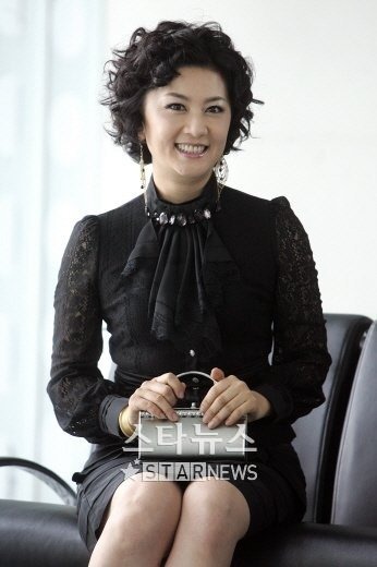 탤런트 김혜선