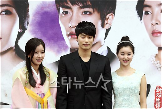 임수향(왼쪽) 성훈 한혜린ⓒ송지원 기자