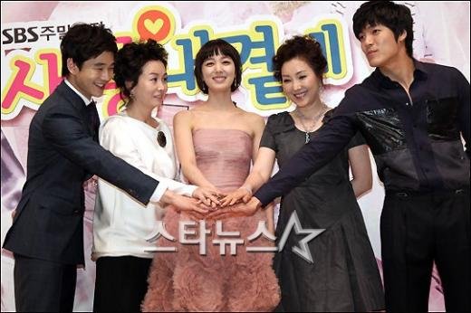 온주완, 김미숙, 이소연, 이휘향, 이재윤ⓒ머니투데이 스타뉴스