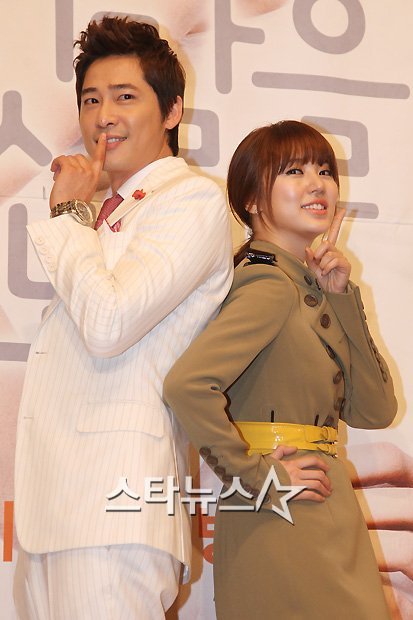 배우 강지환(왼쪽)과 윤은혜 ⓒ이기범 기자