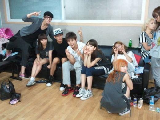 (왼쪽부터) 준수 민 슬옹 택연 수지 페이 지아 예은 선예 ⓒ출처= 슬옹 트위터
