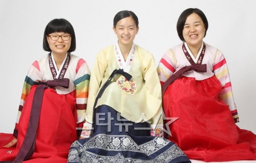 이승하 주민정 김주연(왼쪽부터) ⓒ사진=임성균 기자