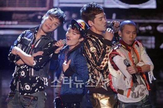 2011 MAMA 기자회견에 참석한 울랄라세션 <사진제공=CJ E&M>