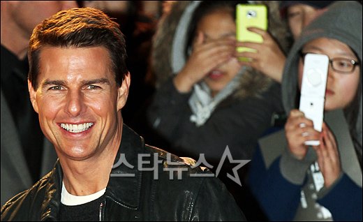 영화 '미션임파서블 : 고스트 프로토콜'의 홍보차 내한한 톰 크루즈가 서울 영등포 타임스퀘어에 마련된 레드카펫을 찾았다 ⓒ사진=이동훈 기자