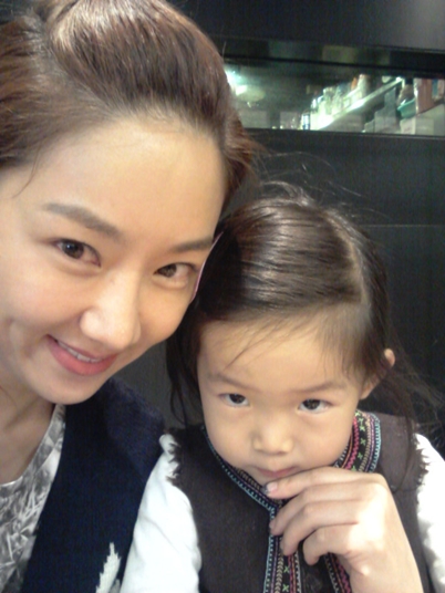 개그우먼 김지혜와 딸 박혜이양ⓒ사진=김지혜 트위터