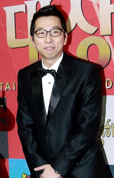 정범균
