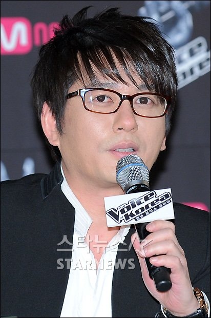 신승훈 ⓒ최준필 인턴기자