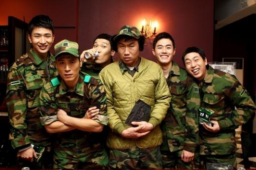 (왼쪽부터)이용주, 김재우, 백봉기, 최종훈, 김호창, 정진욱 <사진제공=tvN>