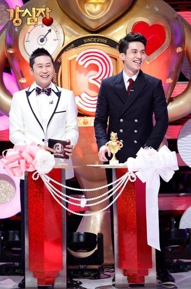 (왼쪽부터) 신동엽 이동욱 <사진제공=SBS>