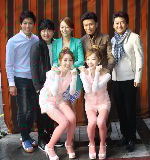 홍원빈(왼쪽 위부터 시계방향), 박현빈, 장윤정, 강진, 최영철, 윙크 강주희, 강승희 /사진제공=인우프로덕션